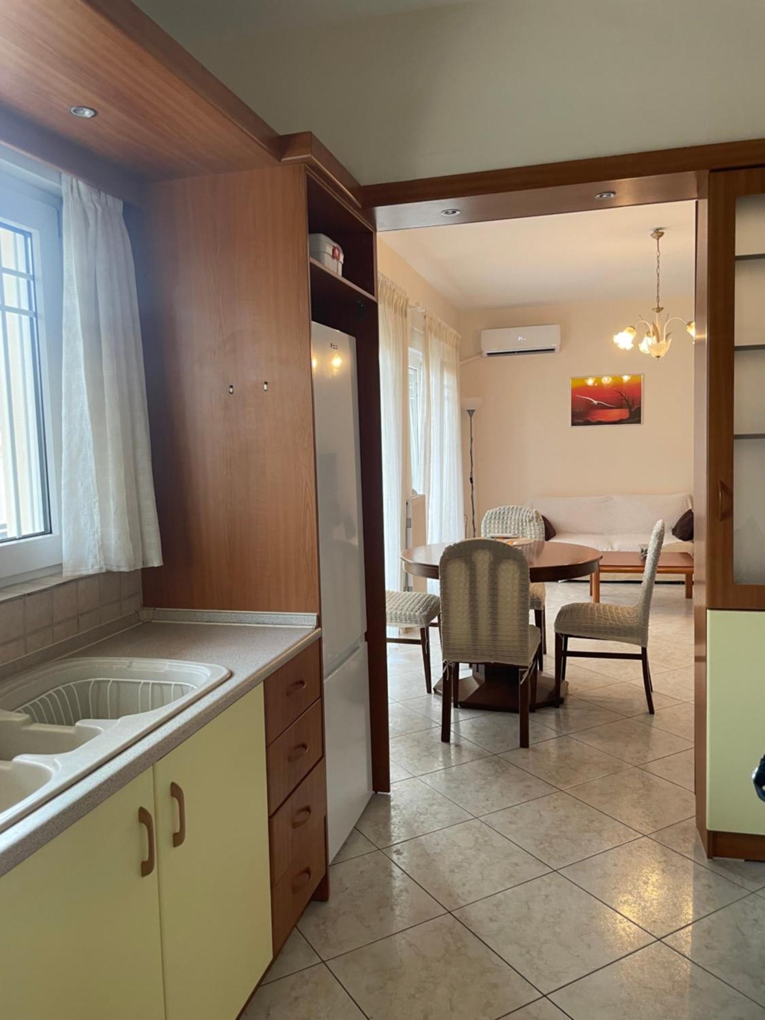 Eva's 2 Bdr Apartment *